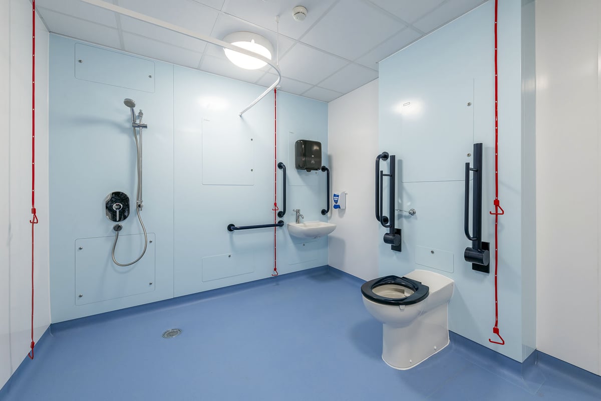 Eastbourne Hospital - Hygipod IPS - Shower room wash hand basin wc 3 copy